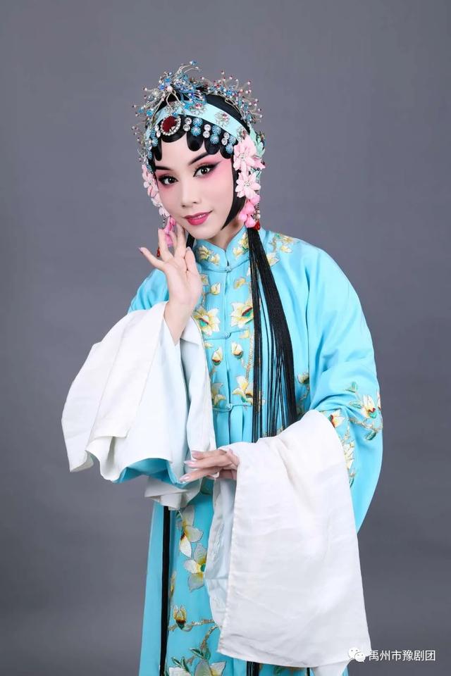 禹州市豫剧团优秀青年演员——李昊莹 禹州市豫剧团优秀青年演员——李昊莹