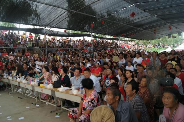 2020禹州广场舞、全民大家唱大赛顺店海选现场!她们笑了! 2020禹州广场舞、全民大家唱大赛顺店海选现场!她们笑了!