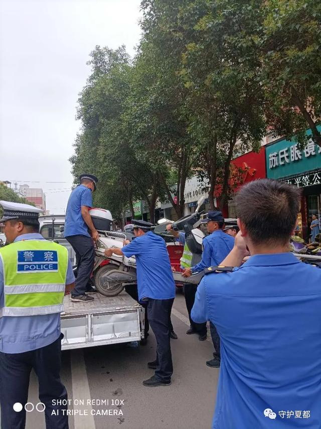 禹州一女子殴打城管执法人员被依法拘留 禹州一女子殴打城管执法人员被依法拘留