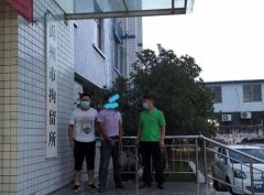 禹州苌庄一男子酒后持刀闹事，被拘15天