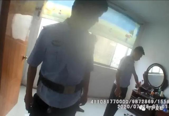 禹州褚河派出所这位辅警因为做了这件事,火了! 禹州褚河派出所这位辅警因为做了这件事,火了!