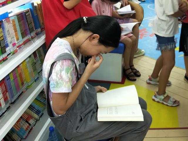 文化志愿服务乡村行“同绘村画”在禹州鸿畅镇李金寨村举行 文化志愿服务乡村行“同绘村画”在禹州鸿畅镇李金寨村举行
