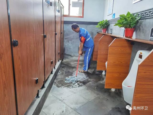禹州环卫: 市容靓丽环境美 环卫保洁热情高 禹州环卫: 市容靓丽环境美 环卫保洁热情高