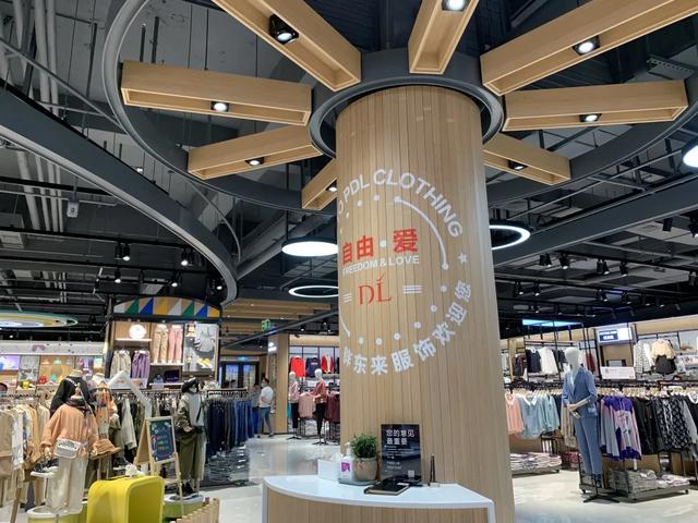 2020年8月16日胖东来禹州店开业 2020年8月16日胖东来禹州店开业