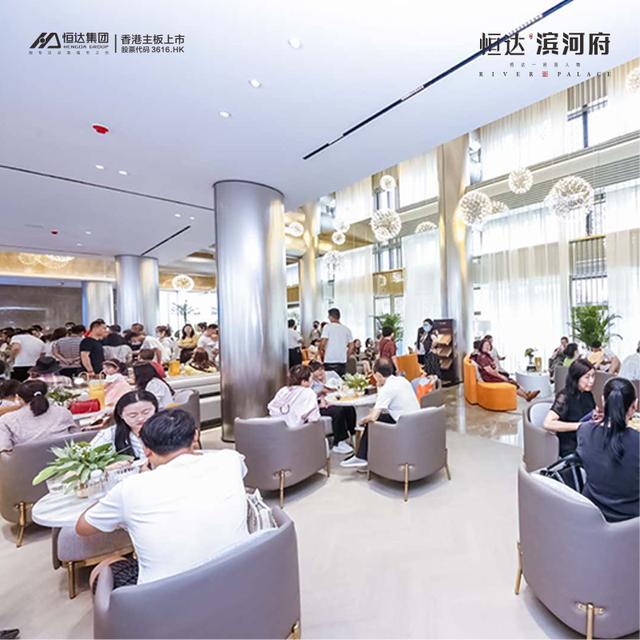 禹州恒达滨河府2020赛睿经典气质T台秀即将上演 禹州恒达滨河府2020赛睿经典气质T台秀即将上演