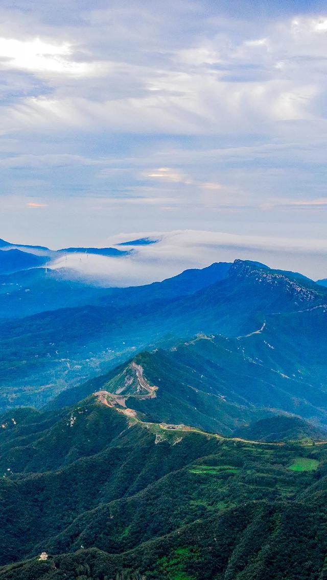 禹州苌庄天空的云——耿亚伟摄影作品 禹州苌庄天空的云——耿亚伟摄影作品