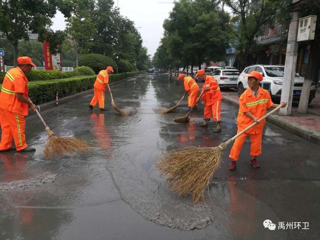 禹州环卫:雨后迅速行动清洁道路 长效机制保障城市卫生 禹州环卫:雨后迅速行动清洁道路 长效机制保障城市卫生