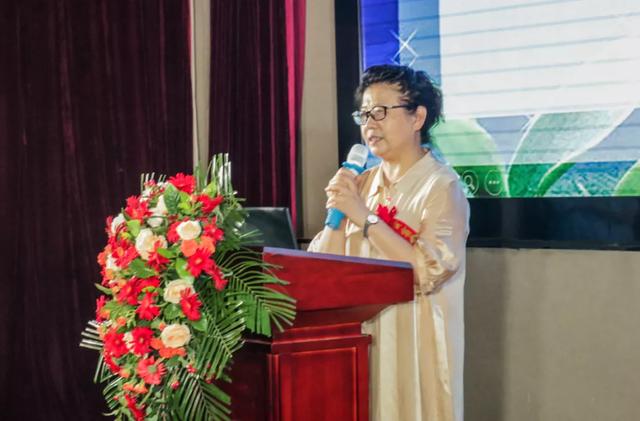 女陶艺家协会在禹州神垕古镇成立暨陶瓷官署作品展 女陶艺家协会在禹州神垕古镇成立暨陶瓷官署作品展