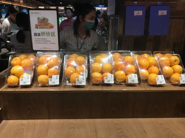 胖东来禹州店开业10天,这24个细节你注意到了没? 胖东来禹州店开业10天,这24个细节你注意到了没?
