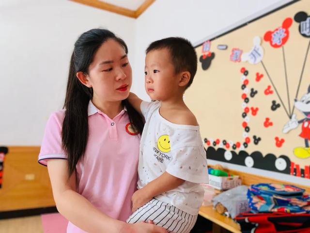 禹州慧润阶梯禹中华庭园小班开学第一天 禹州慧润阶梯禹中华庭园小班开学第一天
