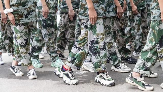 禹州市启航教育集团府东路学校2020秋季中学生军训隆重举行 禹州市启航教育集团府东路学校2020秋季中学生军训隆重举行