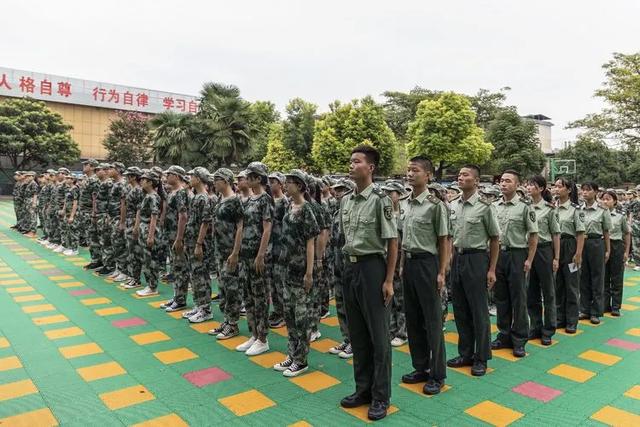禹州市启航教育集团府东路学校2020秋季中学生军训隆重举行 禹州市启航教育集团府东路学校2020秋季中学生军训隆重举行