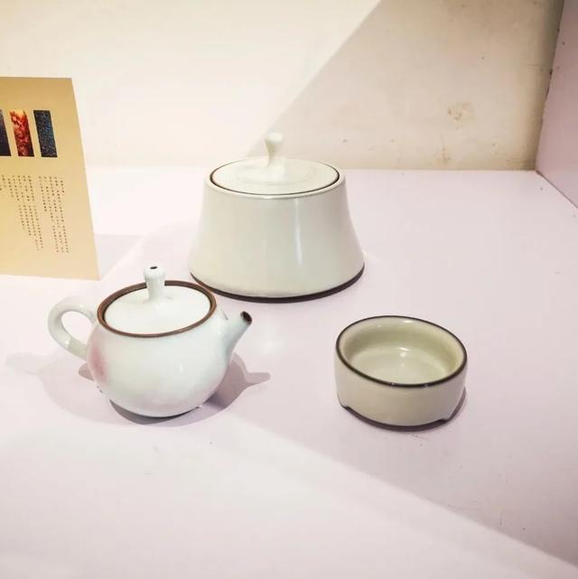 禹州神垕古镇陶瓷官署女陶艺家简介及参展作品来啦! 禹州神垕古镇陶瓷官署女陶艺家简介及参展作品来啦!