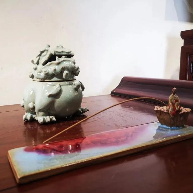 禹州神垕古镇陶瓷官署女陶艺家简介及参展作品来啦! 禹州神垕古镇陶瓷官署女陶艺家简介及参展作品来啦!