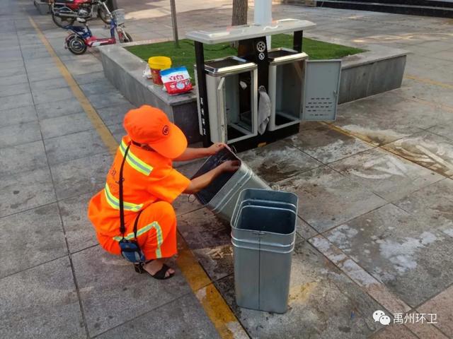 禹州环卫:集中清理卫生死角 创建洁净城市环境 禹州环卫:集中清理卫生死角 创建洁净城市环境