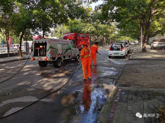 禹州环卫:集中清理卫生死角 创建洁净城市环境 禹州环卫:集中清理卫生死角 创建洁净城市环境