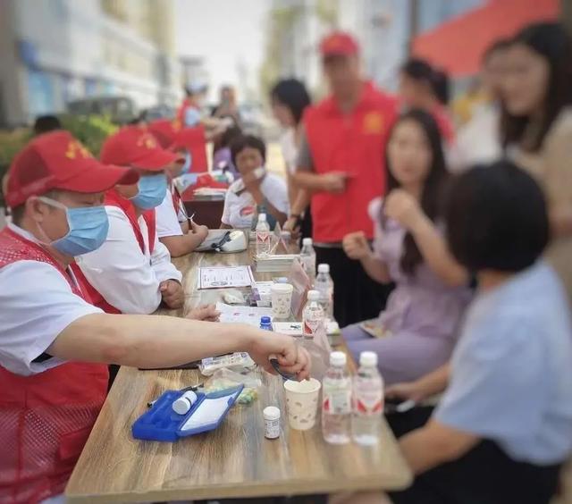 禹州市卫健委、市中医院携手花城社区共建文明和谐健康家园! 禹州市卫健委、市中医院携手花城社区共建文明和谐健康家园!