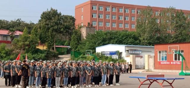 禹州南区学校军训纪实!2020级新生的“蜕变” 禹州南区学校军训纪实!2020级新生的“蜕变”