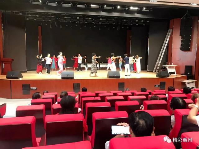 禹州市豫剧团名家给业余剧团上课嘞~ 禹州市豫剧团名家给业余剧团上课嘞~