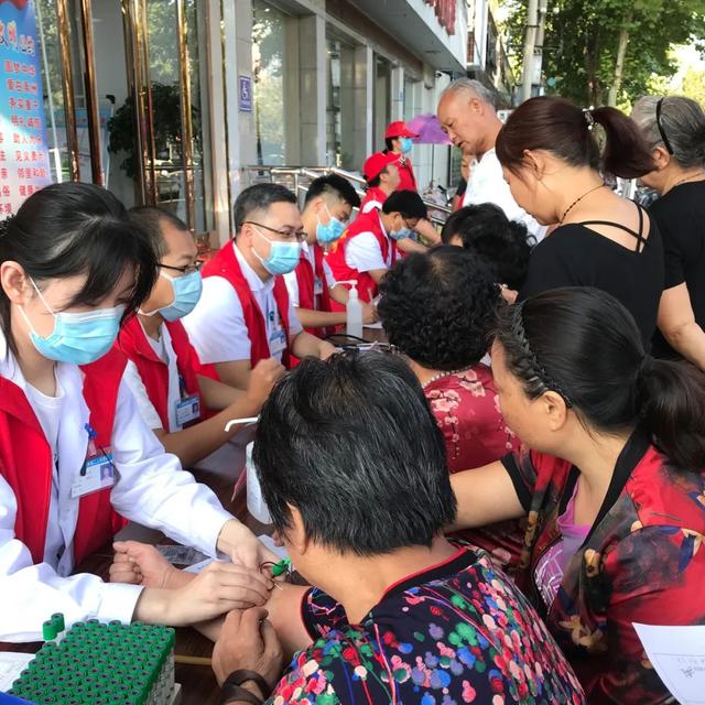 禹州二院秋季义诊志愿活动进广场社区 禹州二院秋季义诊志愿活动进广场社区