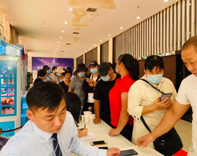 禹州龙之翔禹王宫爱心一直在行动!豪气开学礼包大派送! 禹州龙之翔禹王宫爱心一直在行动!豪气开学礼包大派送!