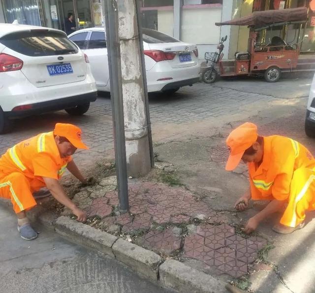 禹州环卫:对照文明城市创建标准 逐项落实市容环境卫生 禹州环卫:对照文明城市创建标准 逐项落实市容环境卫生
