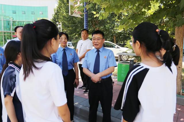禹州市检察院联合市教体局成功开展“阳光校园 德法共建”秋季第一课 禹州市检察院联合市教体局成功开展“阳光校园 德法共建”秋季第一课