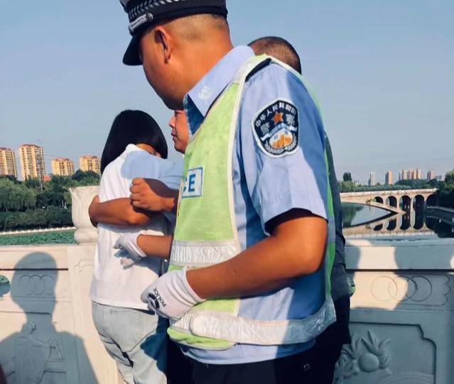 温暖传递,禹州众人合力救下花季女孩 温暖传递,禹州众人合力救下花季女孩