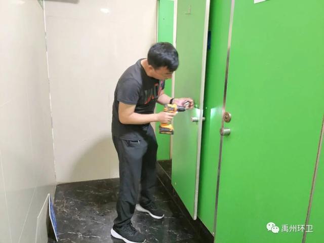 禹州环卫:大力推进公厕改造 细微之处提升城市品质 禹州环卫:大力推进公厕改造 细微之处提升城市品质