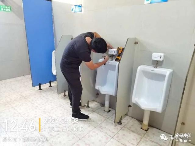 禹州环卫:大力推进公厕改造 细微之处提升城市品质 禹州环卫:大力推进公厕改造 细微之处提升城市品质