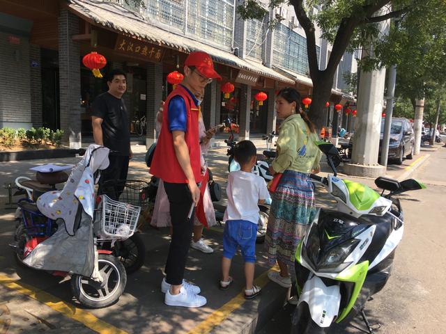 禹州市自然资源和规划局 文明天使志愿者救助走失儿童 禹州市自然资源和规划局 文明天使志愿者救助走失儿童