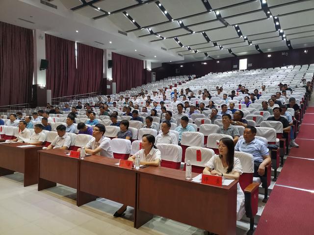 禹州市2020年秋季主体班举行争做“六会型”领导干部演讲比赛 禹州市2020年秋季主体班举行争做“六会型”领导干部演讲比赛