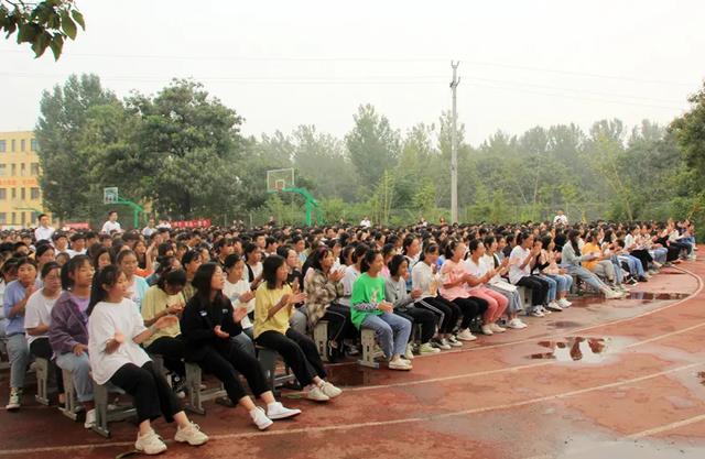禹州市文殊高级中学2020—2021学年上学期开学典礼隆重举行 禹州市文殊高级中学2020—2021学年上学期开学典礼隆重举行
