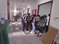 禹州南区学校成功举办2020级新生消防安全应急逃生演练活动