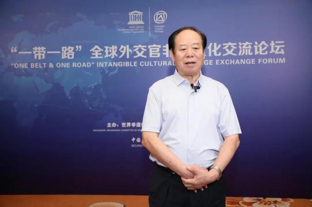 大师小匠助力禹州钧瓷文化走向世界,以国之名礼遇“一带一路”全球外交官非遗文化交流论坛 大师小匠助力禹州钧瓷文化走向世界,以国之名礼遇“一带一路”全球外交官非遗文化交流论坛