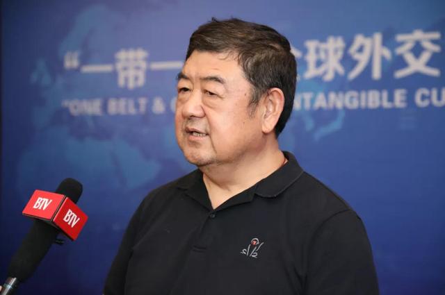 大师小匠助力禹州钧瓷文化走向世界,以国之名礼遇“一带一路”全球外交官非遗文化交流论坛 大师小匠助力禹州钧瓷文化走向世界,以国之名礼遇“一带一路”全球外交官非遗文化交流论坛