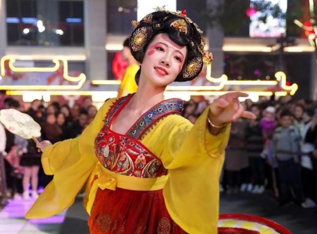 禹州恒达金郡实景样板间璀璨绽放 禹州恒达金郡实景样板间璀璨绽放