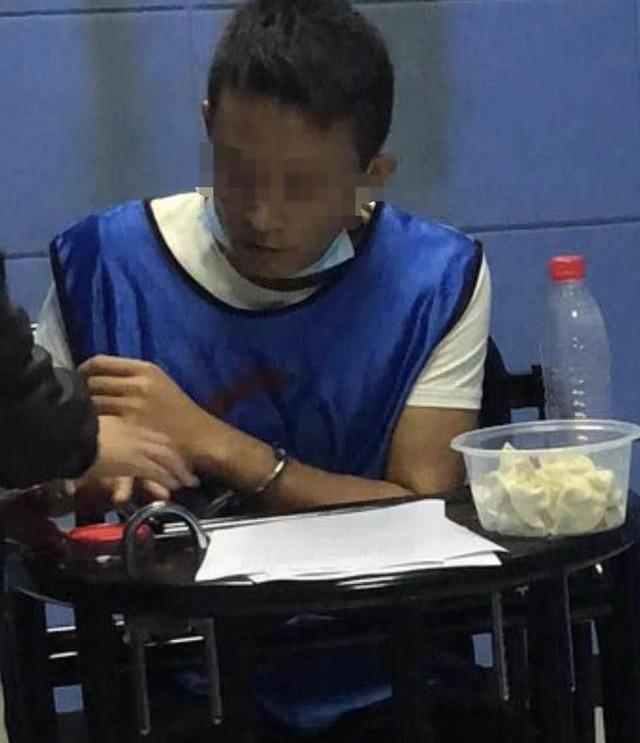 令人发指!禹州一男子专偷小孩儿脖子金吊坠 令人发指!禹州一男子专偷小孩儿脖子金吊坠