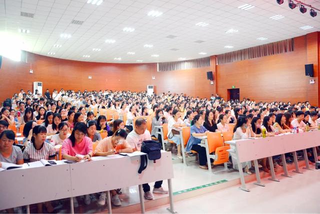 禹州市2020年新聘教师教育教学能力提升培训在市第一高级中学成功举办 禹州市2020年新聘教师教育教学能力提升培训在市第一高级中学成功举办