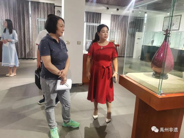 省文旅厅考核组对禹州市九个展示传习示范馆进行评审 省文旅厅考核组对禹州市九个展示传习示范馆进行评审