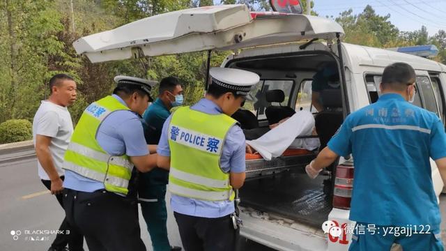 未戴头盔跌入深沟 禹州交警迅速救助 未戴头盔跌入深沟 禹州交警迅速救助