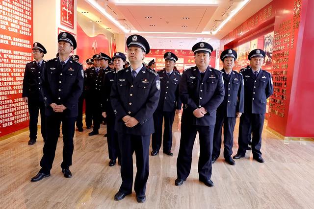 禹州市公安局热血铸警魂——耿亚伟摄影作品 禹州市公安局热血铸警魂——耿亚伟摄影作品