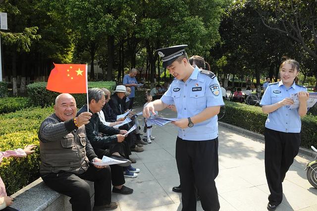 禹州市公安局热血铸警魂——耿亚伟摄影作品 禹州市公安局热血铸警魂——耿亚伟摄影作品