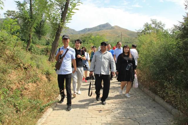 禹州市摄影协会2020网络摄影大赛暨颁奖采风现场! 禹州市摄影协会2020网络摄影大赛暨颁奖采风现场!