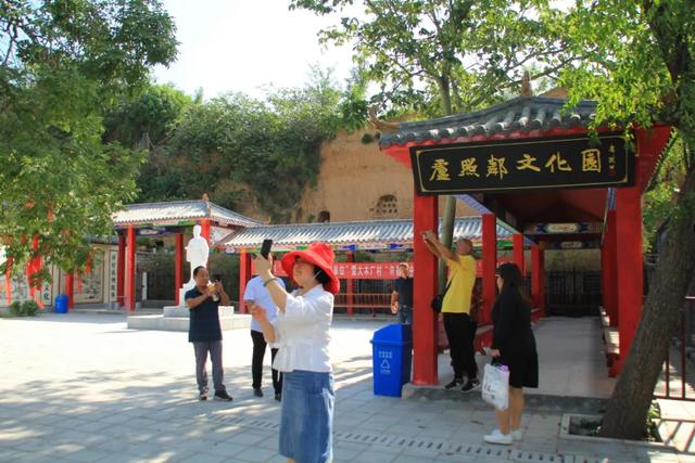 禹州市摄影协会2020网络摄影大赛暨颁奖采风现场! 禹州市摄影协会2020网络摄影大赛暨颁奖采风现场!