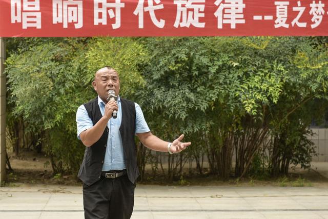 禹州“夏之梦”合唱团庆“十一”迎“中秋”红歌联唱活动 禹州“夏之梦”合唱团庆“十一”迎“中秋”红歌联唱活动
