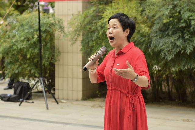 禹州“夏之梦”合唱团庆“十一”迎“中秋”红歌联唱活动 禹州“夏之梦”合唱团庆“十一”迎“中秋”红歌联唱活动