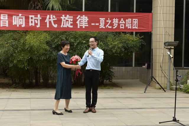 禹州“夏之梦”合唱团庆“十一”迎“中秋”红歌联唱活动 禹州“夏之梦”合唱团庆“十一”迎“中秋”红歌联唱活动