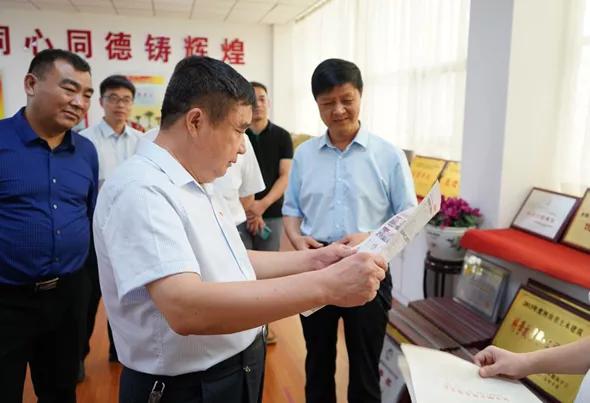 市院张桂平检察长走访企业和人大代表并到禹州市院开展座谈调研 市院张桂平检察长走访企业和人大代表并到禹州市院开展座谈调研