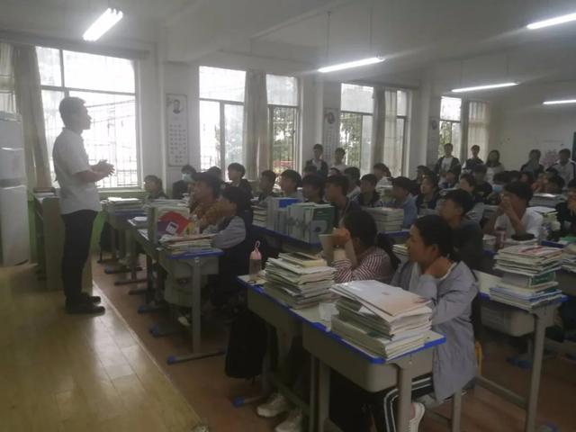 禹州南区学校社团活动正如火如荼 禹州南区学校社团活动正如火如荼